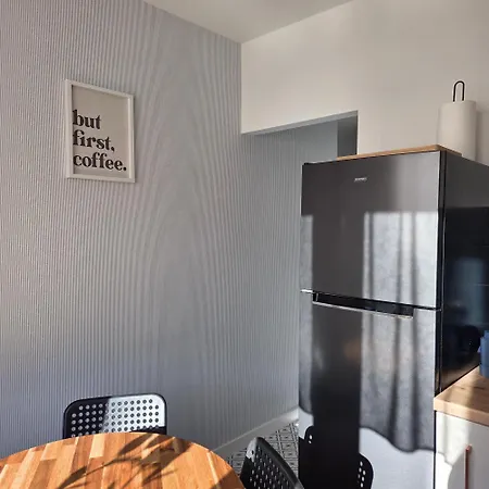 Morski Spokój Mieszkanie 2 Pokoje, Kuchnia, Balkon 48m2 Apartamento